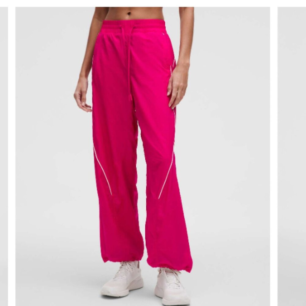 Lululemon License to Train Mid-Rise Lightweight Jogger - Picture 8 of 8